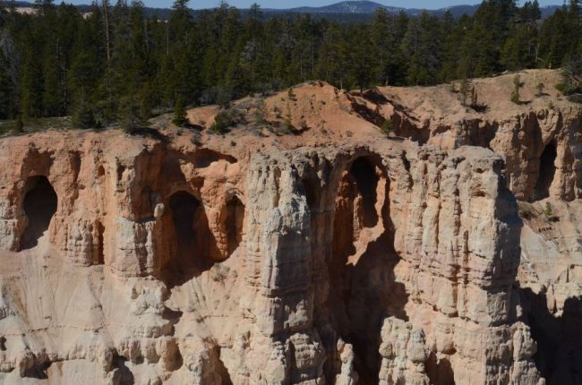 Grottos at Bryce Canyon